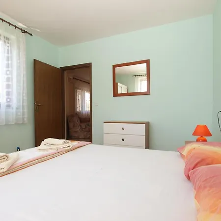 Daire Fuer 6 Personen Ca 62 Qm In Fazana, Istrien Istrische Riviera