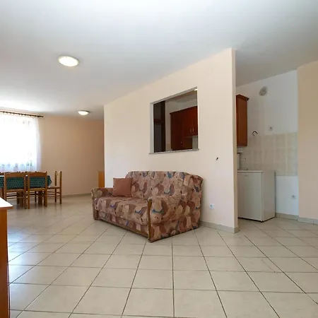 Fuer 6 Personen Ca 62 Qm In Fazana, Istrien Istrische Riviera Fažana