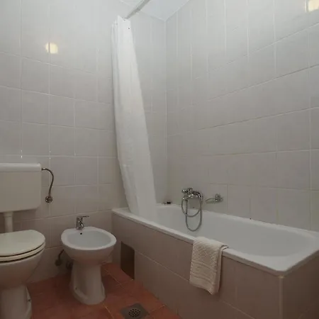 Daire Fuer 6 Personen Ca 62 Qm In Fazana, Istrien Istrische Riviera