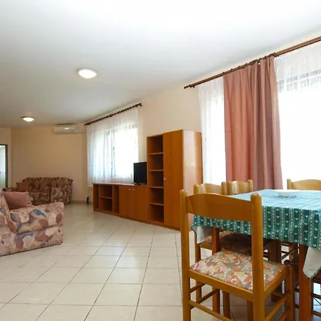 Fuer 6 Personen Ca 62 Qm In Fazana, Istrien Istrische Riviera Daire Fažana